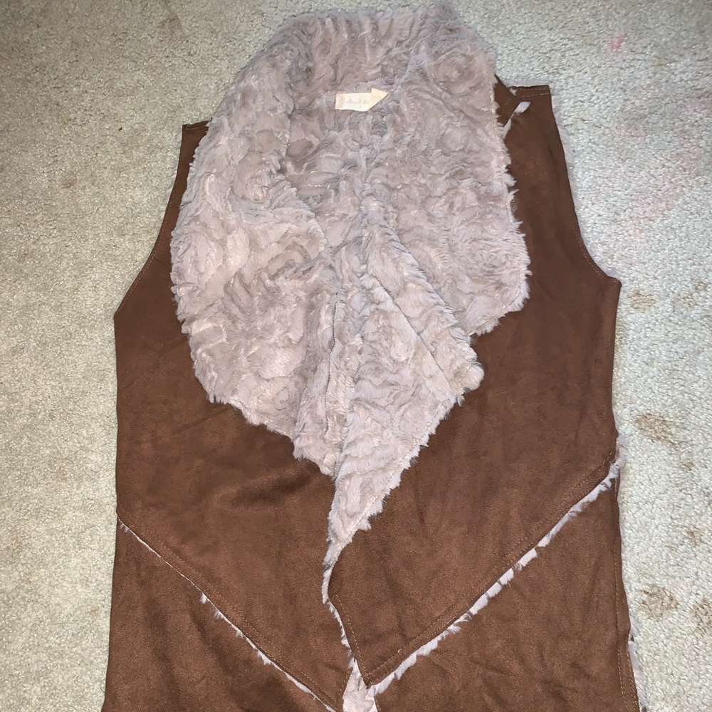 Altard state faux fur vest